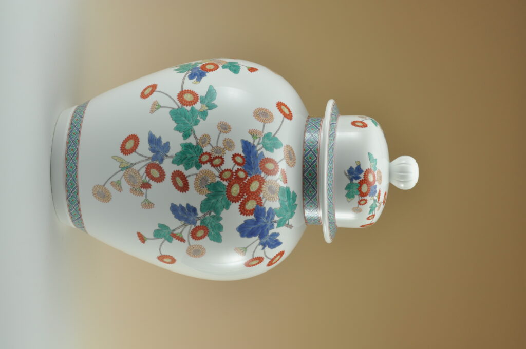 翠玉彫虫活連胡芦瓶